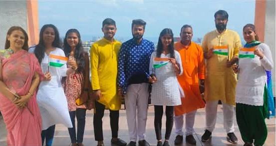 The Leonard Travels team at the Pune office